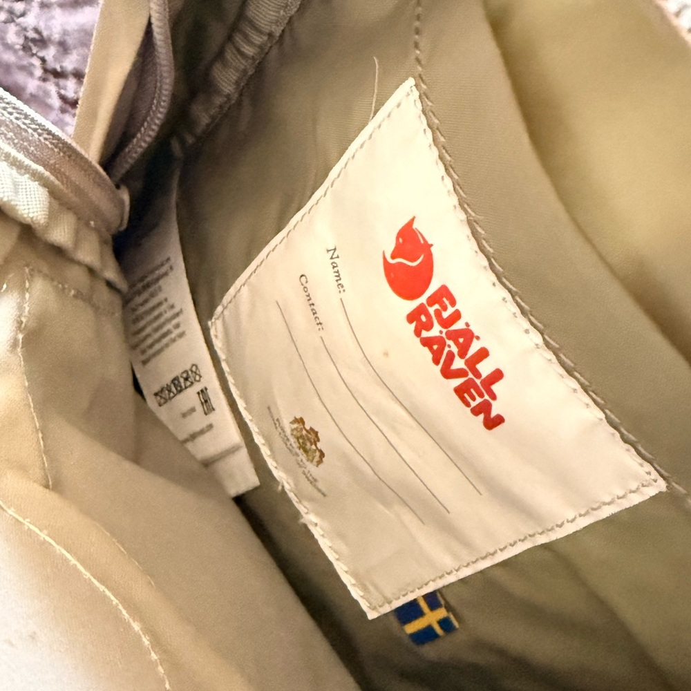 Kånken Tan Shoulder Bag-small - Picture 4 of 6